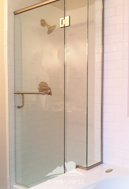 Glass to Glass Hinged off Panel with Step Shower Door